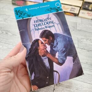 Hero on the Loose by Rebecca Winters‎ 1993 Harlequin Romance First Edition PB